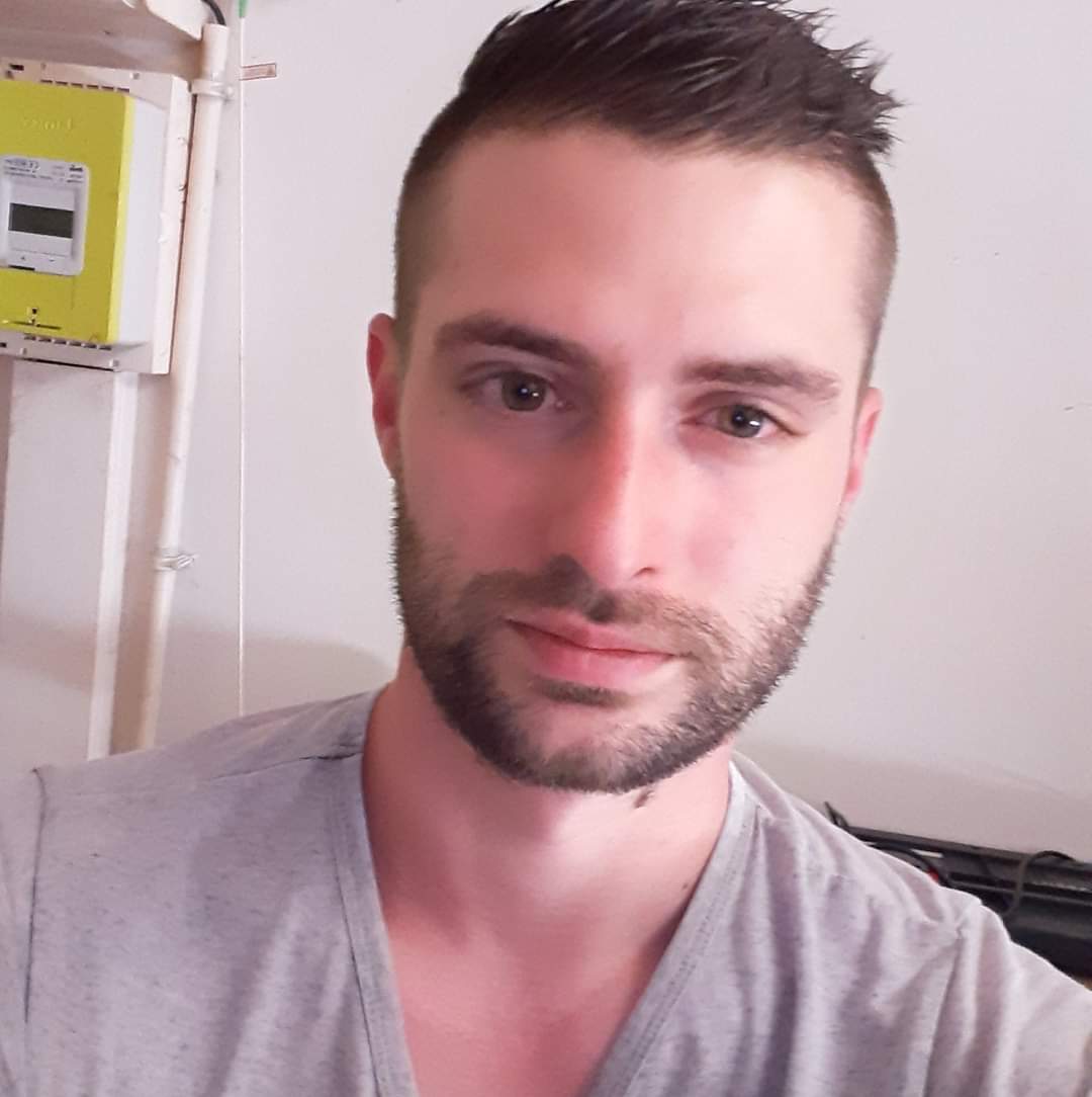 Profil de Peppino, 33 ans, Sexe France à Génolhac