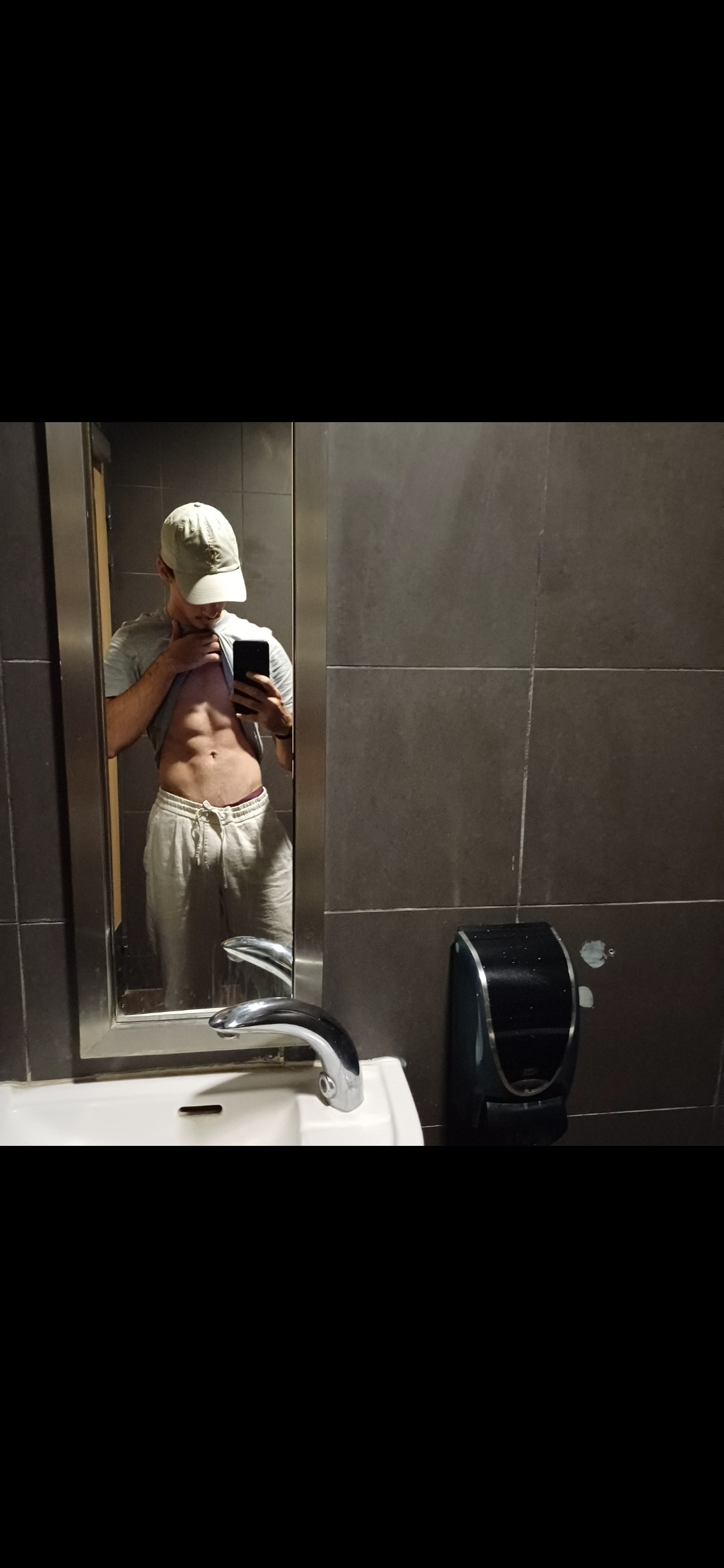 Profil de Sainte-rose, 19 ans, Sexe France à Géraudot