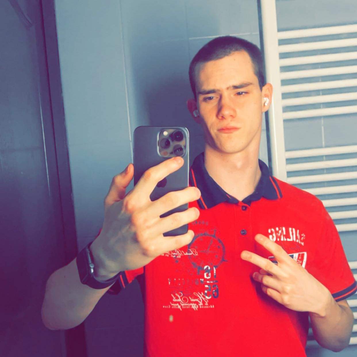 Profil de Pierre-ange, 19 ans, Sexe France à Génat