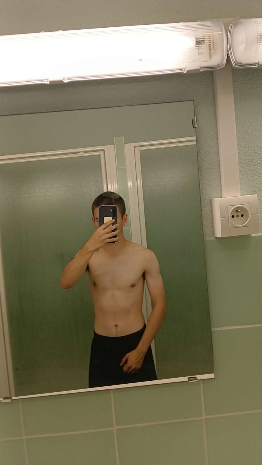 Profil de Guennole, 19 ans, Sexe France à Valailles