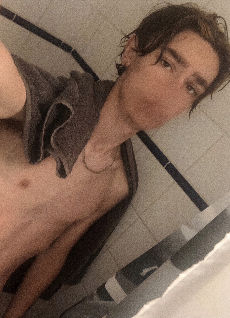Profil de Mirabeau, 18 ans, Sexe France à Bugarach