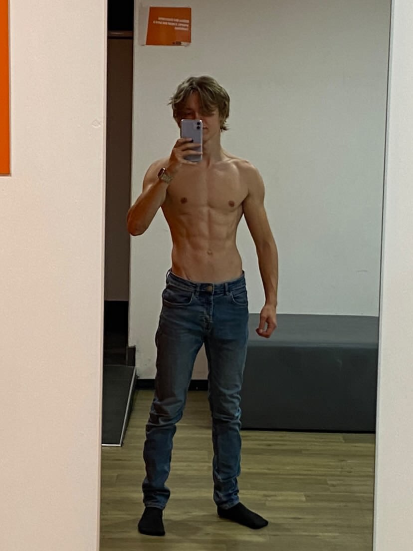 Profil de Edon, 20 ans, Sexe France à Havernas