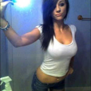 Profil de Malak, 28 ans, Sexe France à Fleury