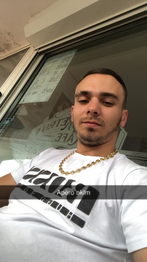 Profil de Lee-roy, 28 ans, Sexe France à LaBazoque