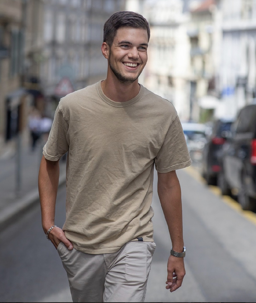 Profil de Roch, 23 ans, Sexe France à Feuillade
