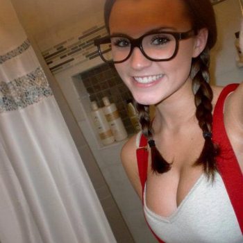 Profil de Kathya, 28 ans, Sexe France à Sons-et-Ronchères