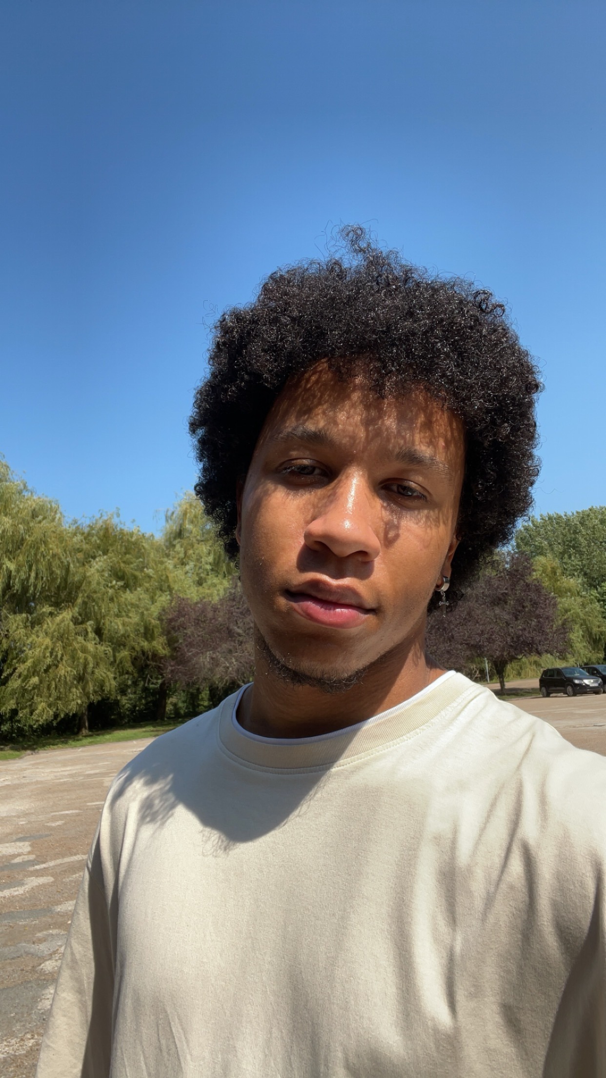 Profil de Randy, 21 ans, Sexe France à Saint-André
