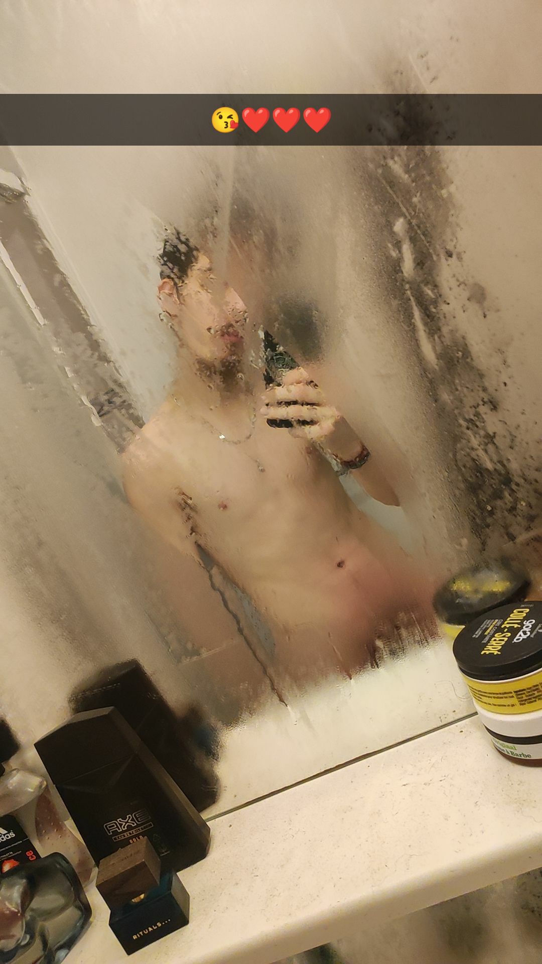 Profil de Isack, 22 ans, Sexe France à Millencourt-en-Ponthieu