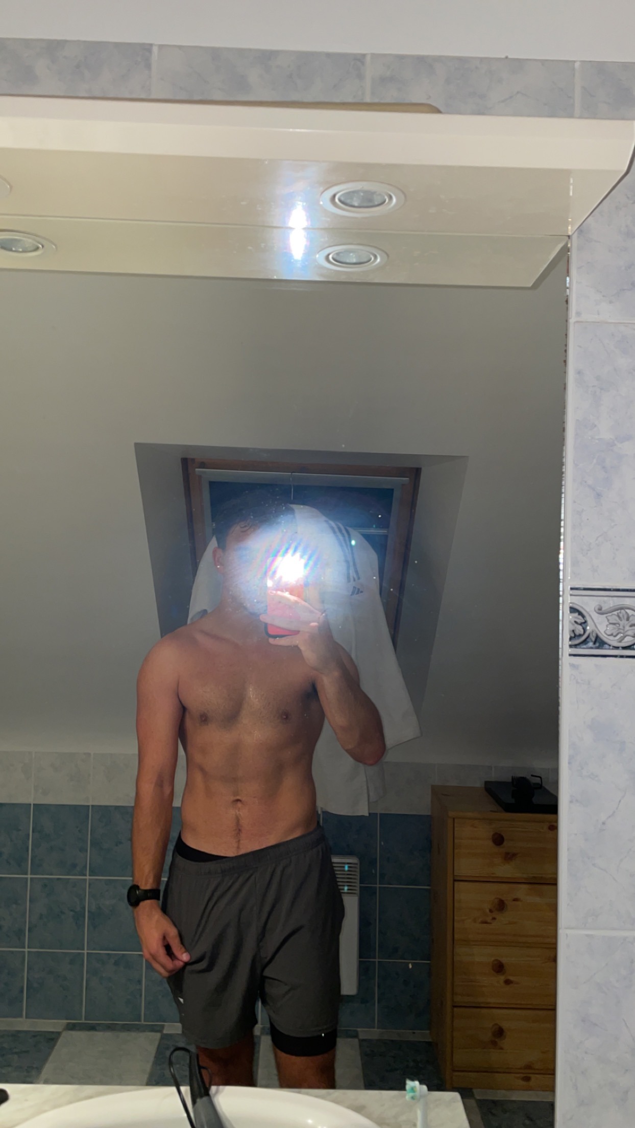 Profil de Edoardo, 20 ans, Sexe France à LeTanu