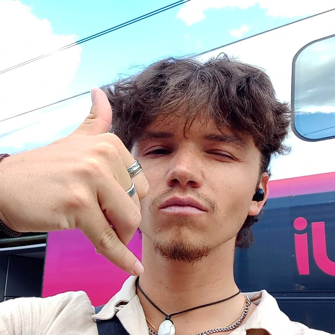 Profil de Abdurahman, 25 ans, Sexe France à Berche