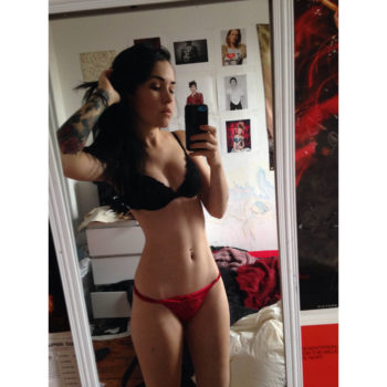 Profil de Anne-charlotte, 26 ans, Sexe France à Échenevex