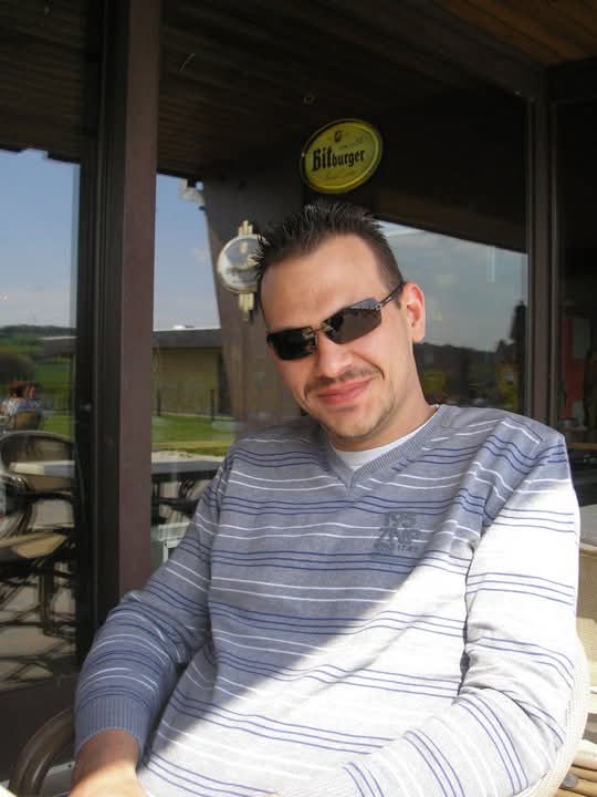 Profil de Vic, 44 ans, Sexe France à Vernaux