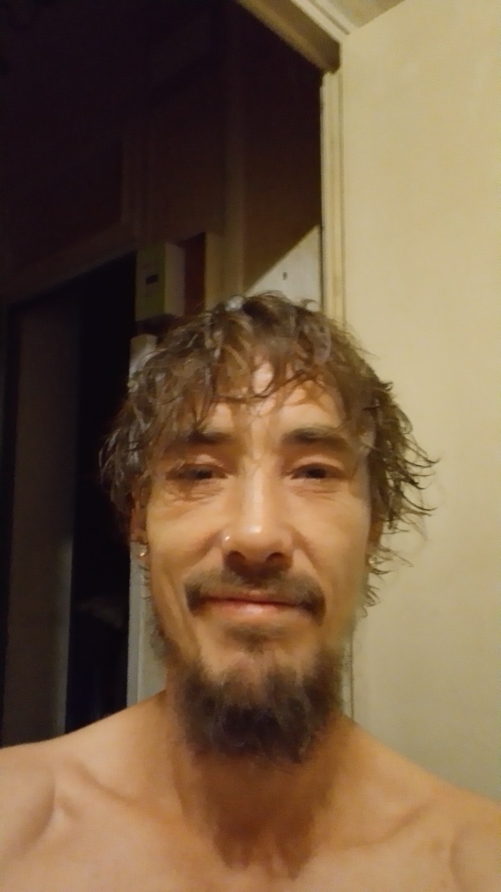 Profil de Aubert, 37 ans, Sexe France à Biert