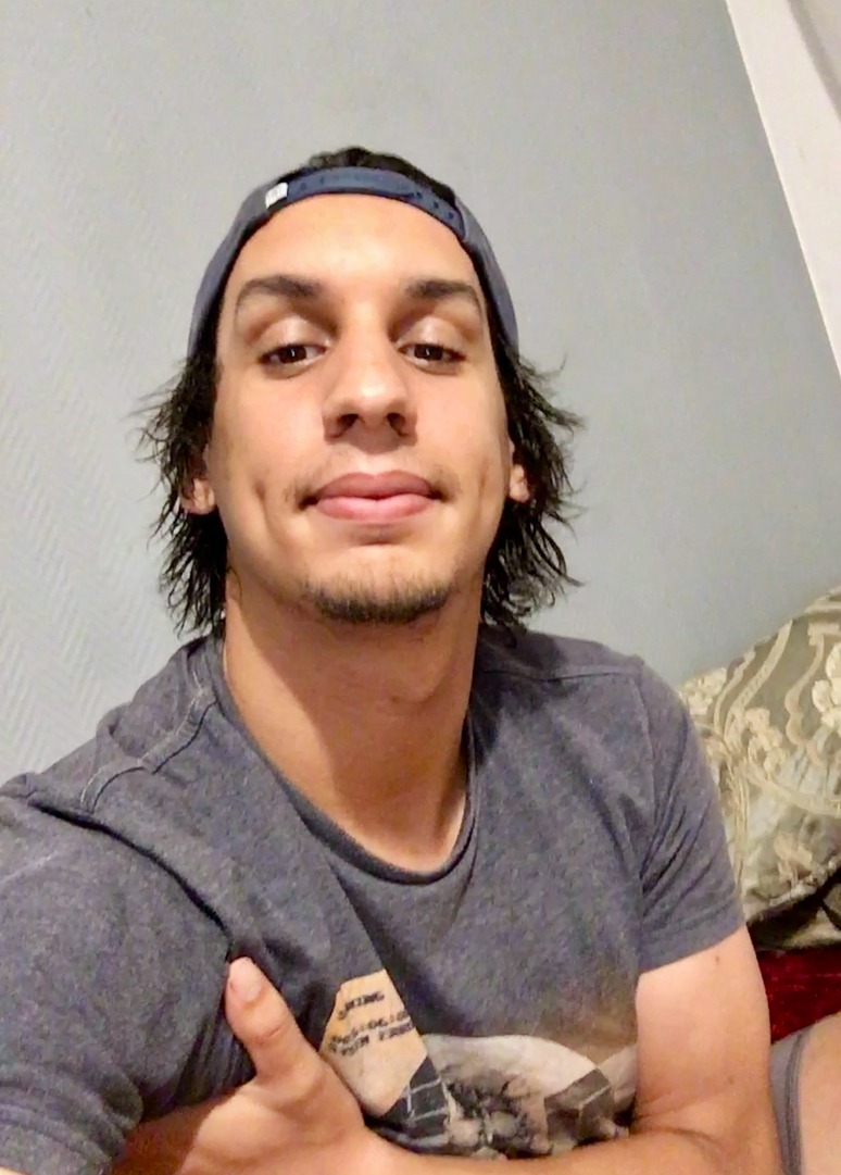 Profil de Aymerik, 31 ans, Sexe France à Grazac