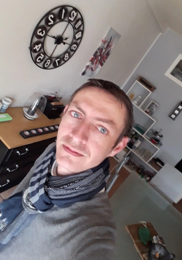 Profil de Marouan, 37 ans, Sexe France à Buxerolles