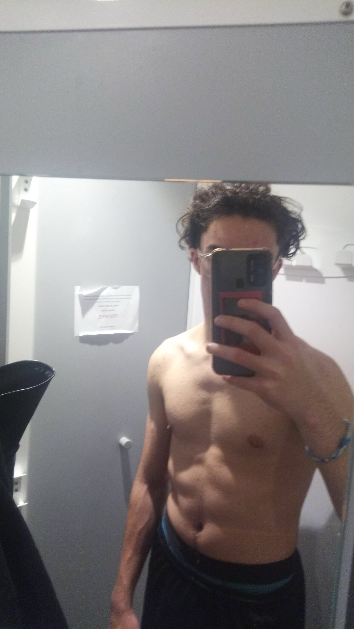 Profil de Rodney, 18 ans, Sexe France à LaHaye-Malherbe