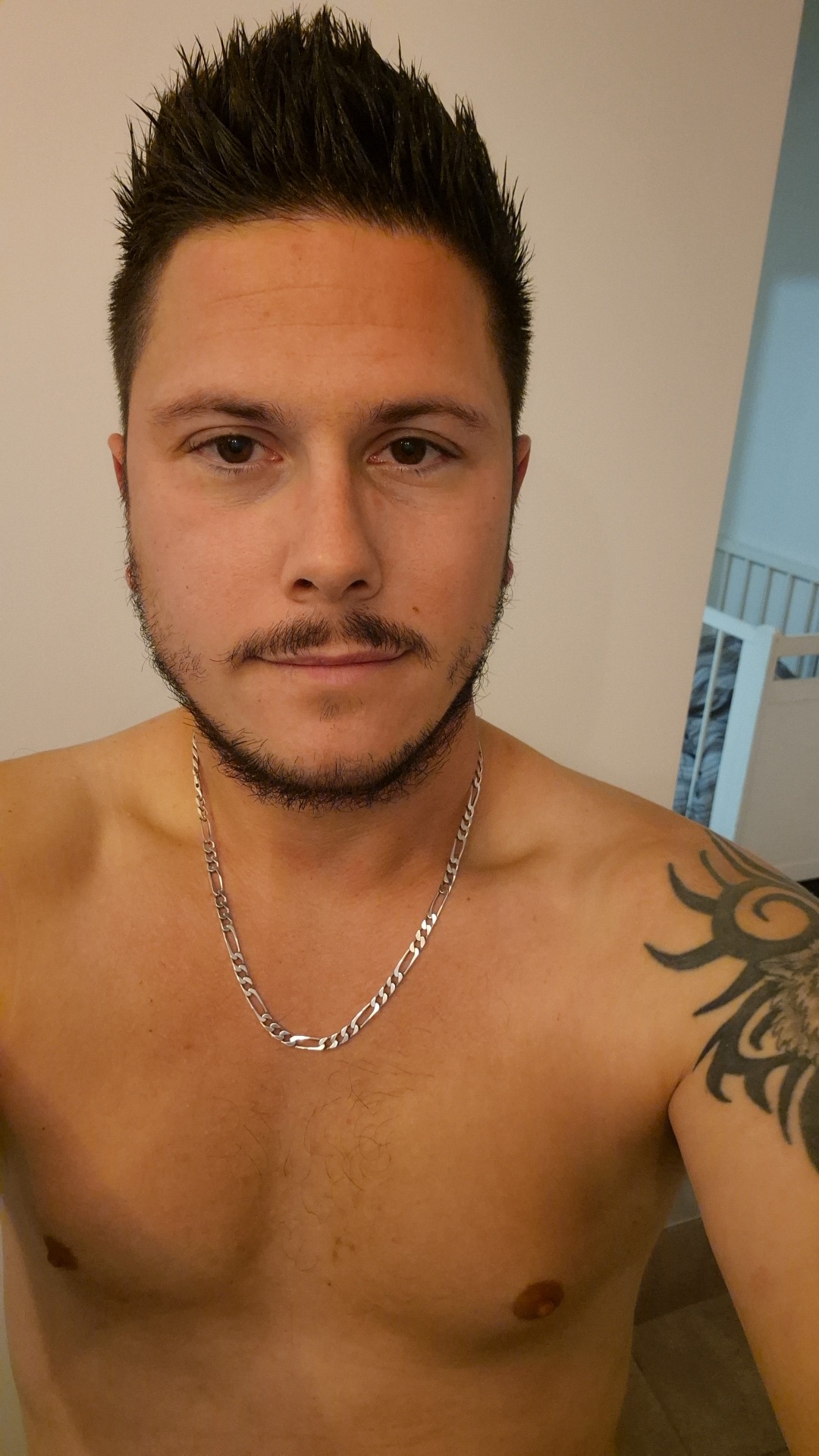 Profil de Manoah, 32 ans, Sexe France à Pompiac