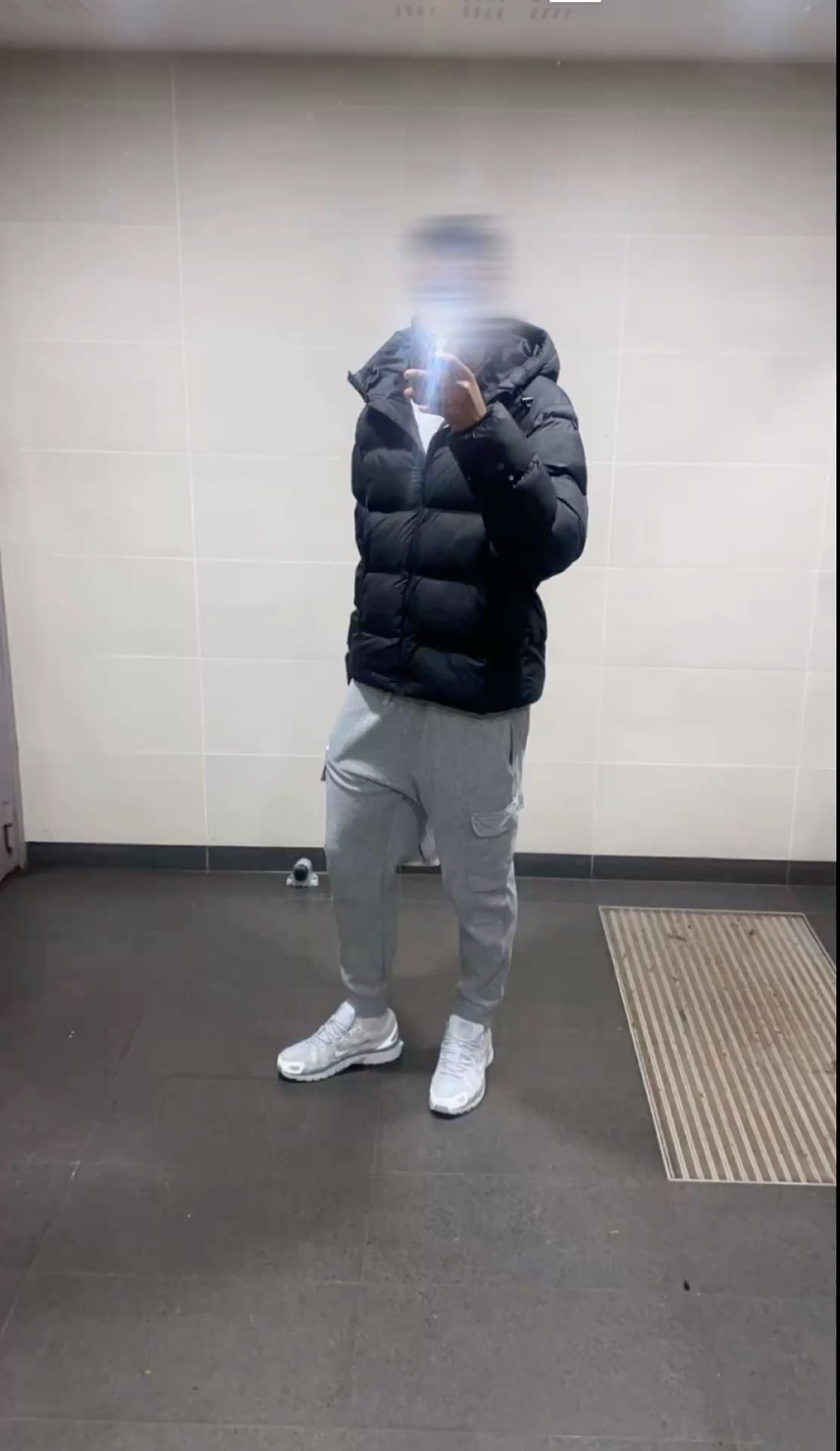 Profil de Joulian, 18 ans, Sexe France à Apremont